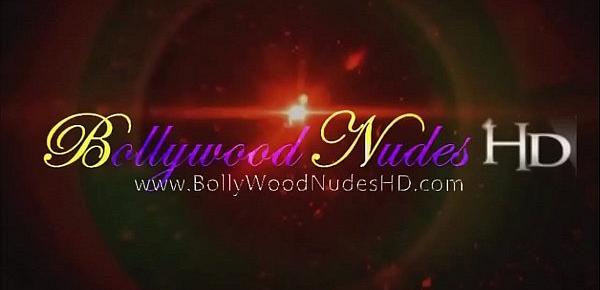 Watching This Indian Babe Getting Naked And Wet